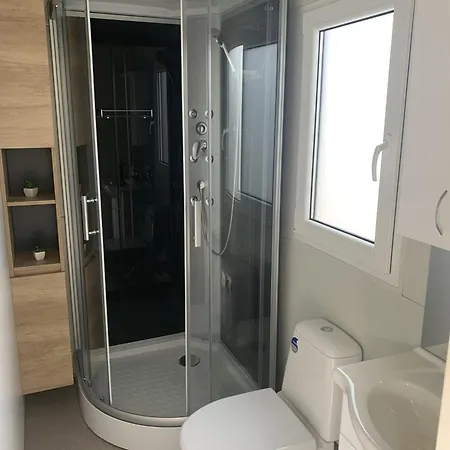 Mobilheim Hela Mit Pool Mitten In Einem Olivenhain Pristanisce